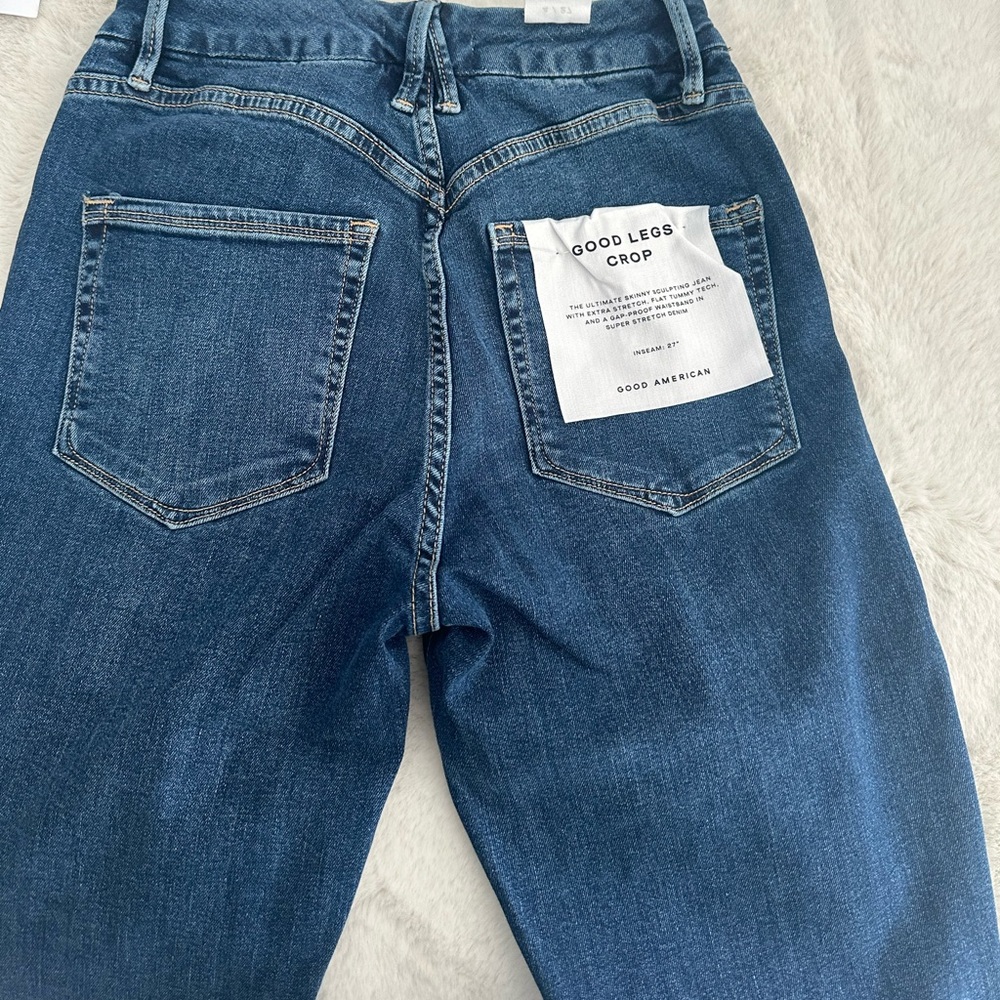 BRAND NEW- GOOD AMERICAN JEANS